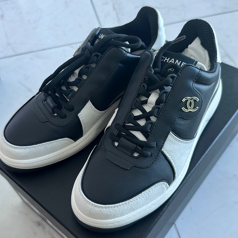 Brand new chanel sneakers 37.5